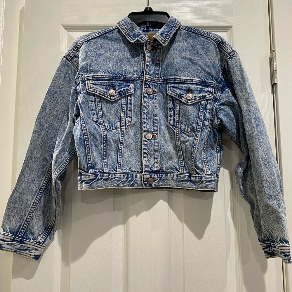 American Eagle Cropped Denim Jacket